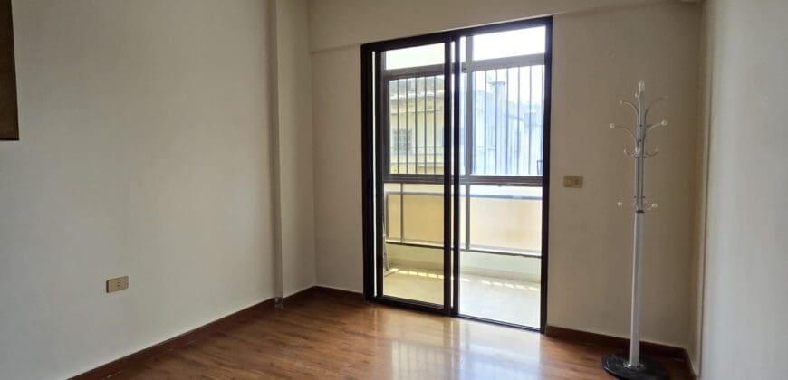 JPT22146 160 SQM apartment for sale in Furn El Chebbak , Baabda