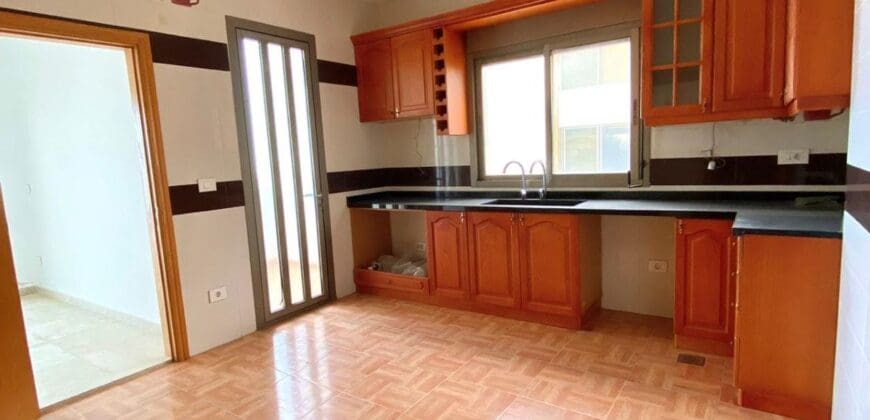 230sqm Apartment for rent in Kfar Hbab REF#CE22064