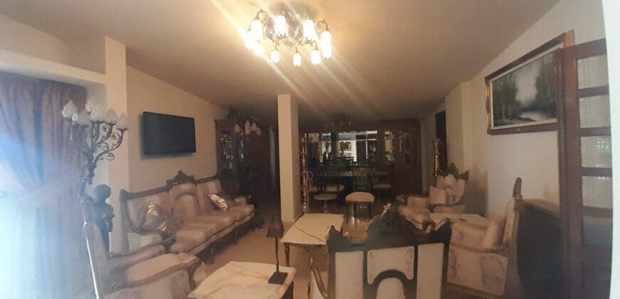 330 sqm Furnished apartment for sale in Ballouneh